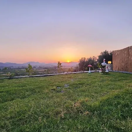 Moonlight Tiny House بيت للعطل *